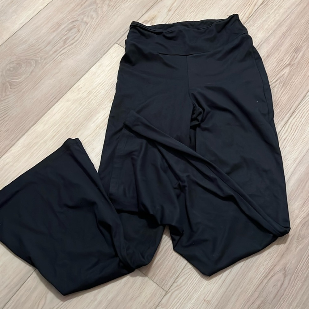White birch black wide leg leggings.